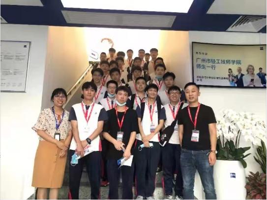 最新名企招聘,最新名企招聘，小巷深處的獨(dú)特小店，等你來(lái)探索！