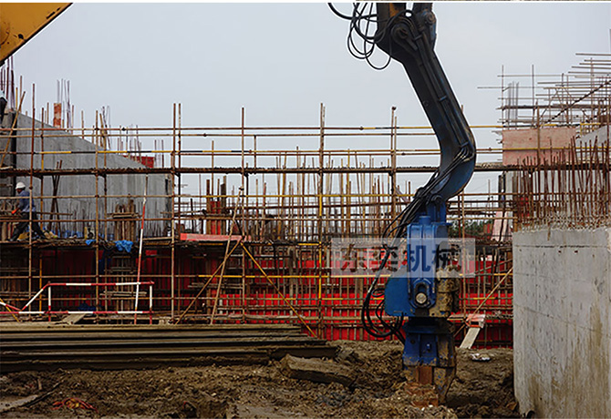 最新打樁工人招聘，行業(yè)現狀透視與各方觀點探討，個人立場表達