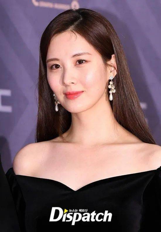 徐賢最新圖片，展現(xiàn)變化、學(xué)習(xí)與自信的力量