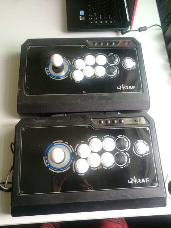 拳霸最新?lián)u桿，小巷中的秘密拳擊樂園探秘