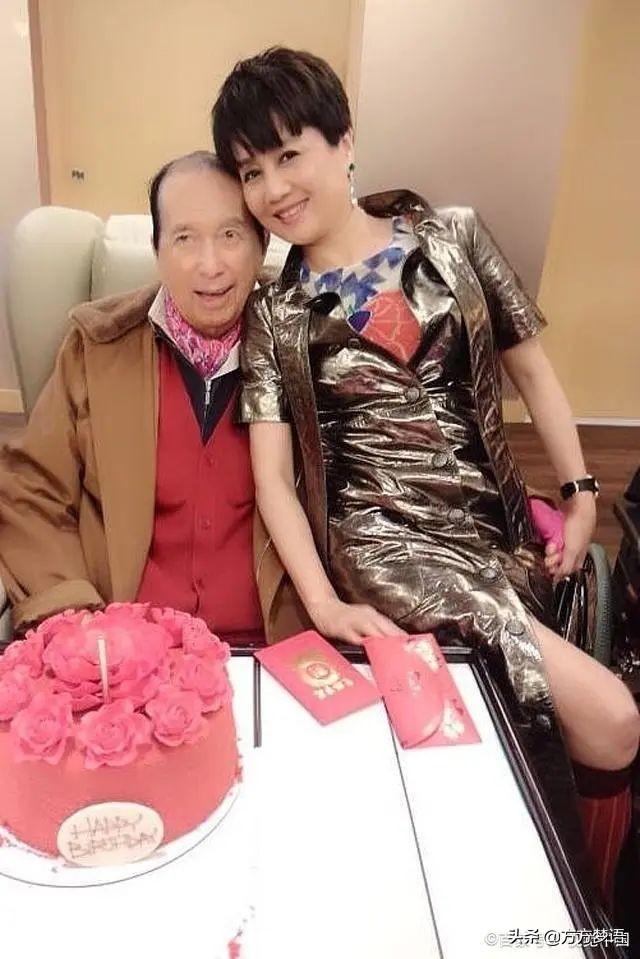 澳門新奧9點30分怎么查287期,專業(yè)數(shù)據(jù)點明方法_ADJ23.924響應(yīng)版