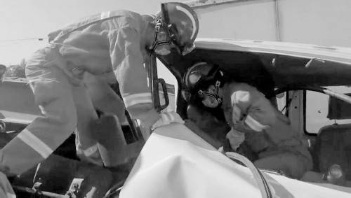 欒城最新車禍?zhǔn)录葱乃查g，祈愿平安歸來(lái)