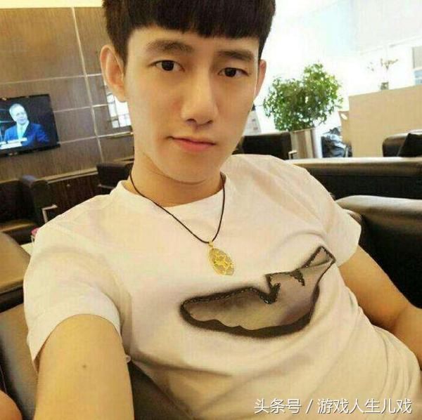 阿哲最新動態(tài)揭秘，探索前沿，潮流引領者