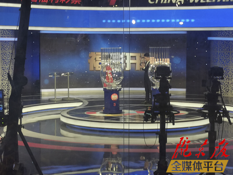 ww4949現(xiàn)場(chǎng)直播開(kāi)獎(jiǎng),精細(xì)化實(shí)施分析_YVD10.696文化版