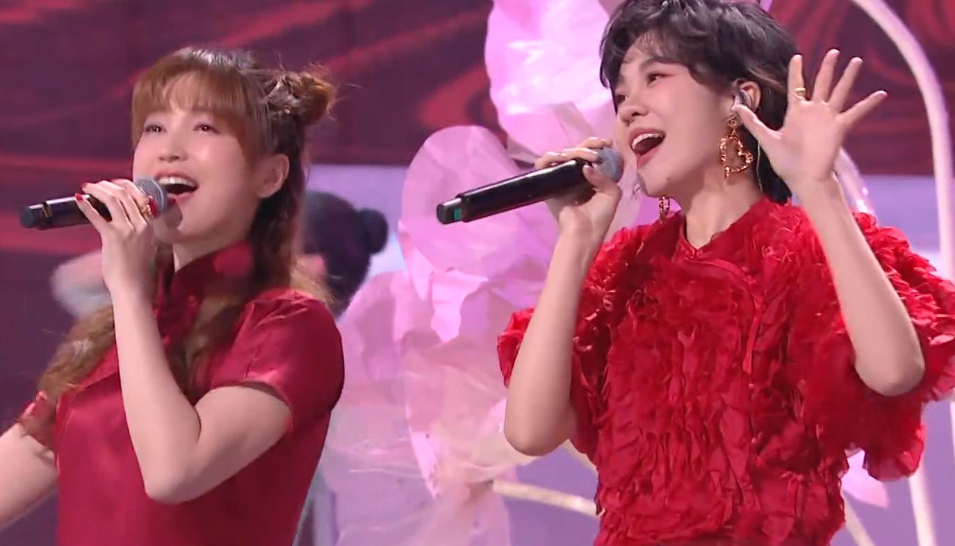 何炅最新照片，自然之旅的心靈探索，尋找平和寧靜的旅程