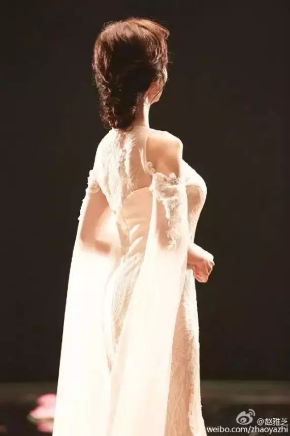 國(guó)模趙雅芝最新圖，溫馨日常小故事揭秘她的魅力風(fēng)采