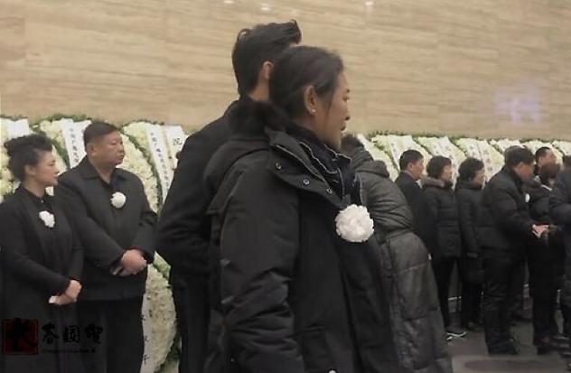 趙忠祥最新消息，科技巨頭引領(lǐng)潮流，全新高科技產(chǎn)品亮相舞臺(tái)