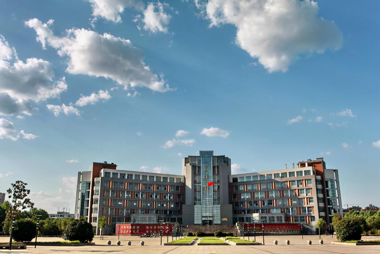 河南高校發(fā)展砥礪前行，開啟成就夢想新篇章