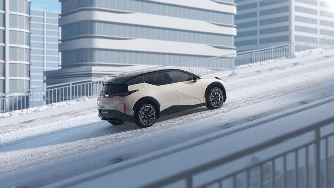 ??重磅來襲！2024最新款小車，時(shí)尚與科技的完美結(jié)合?