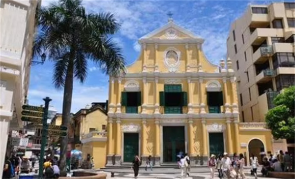 新澳門(mén)資料最準(zhǔn)免費(fèi)大全,快速問(wèn)題解答_幽雅版3.337