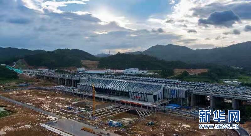 贛深高鐵施工進展、挑戰(zhàn)全方位解讀，最新消息速遞