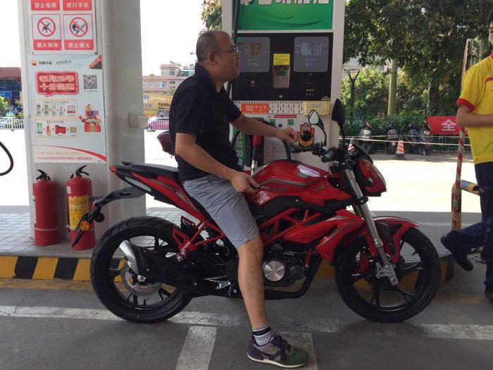 貝納利tnt150最新消息,貝納利TNT150最新消息，時代的新寵，摩托車界的翹楚