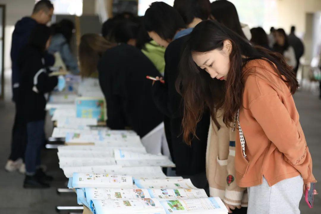 互動(dòng)作業(yè)最新版本下載指南，輕松獲取最新學(xué)習(xí)資源