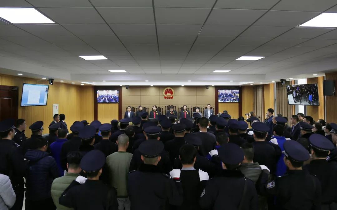 閆現(xiàn)攀最新動態(tài)，探索前沿科技，引領(lǐng)未來發(fā)展