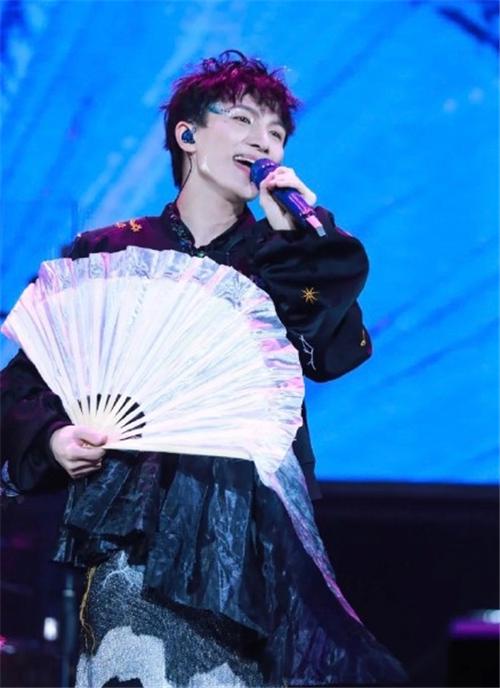 火花最新歌曲，自然美景之旅，探尋內(nèi)心的平和寧靜