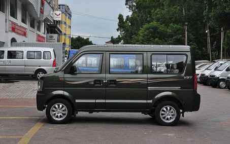 最新五菱越野，突破傳統(tǒng)還是市場(chǎng)挑戰(zhàn)的挑戰(zhàn)者？