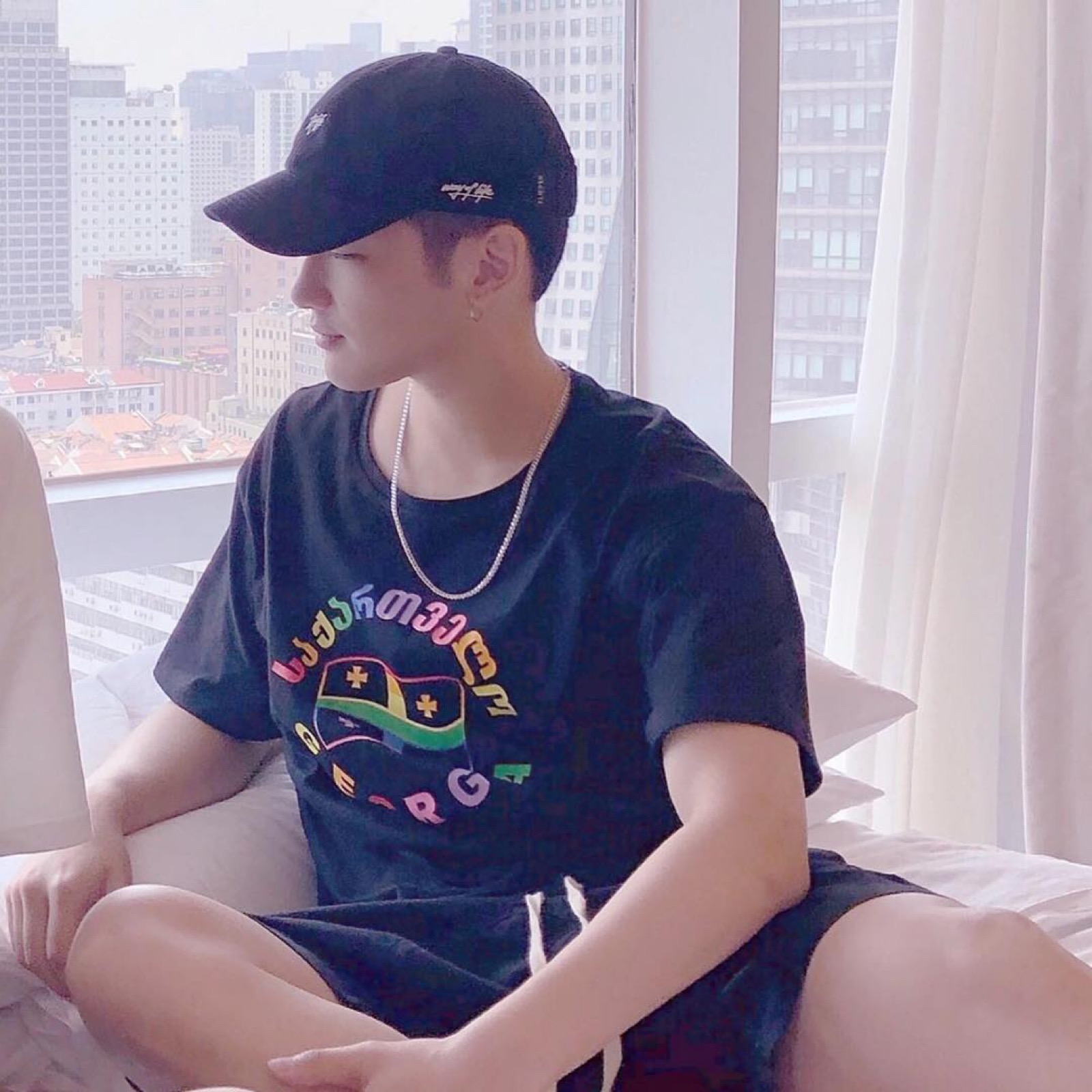 單人情侶的日常趣事，最新篇章