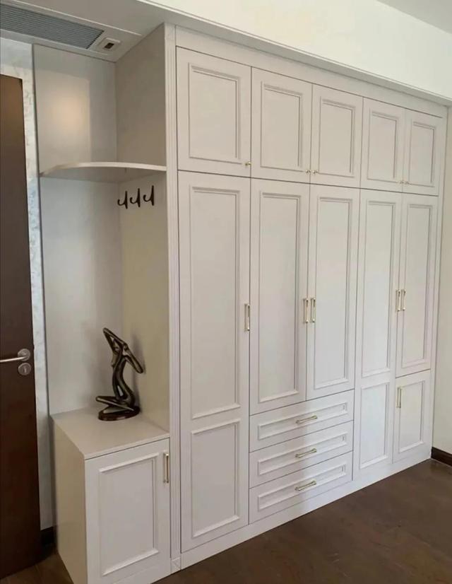 壁柜最新款安裝指南，最新壁柜款式及其安裝步驟詳解