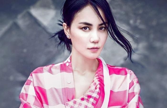 王菲謝霆鋒最新動(dòng)態(tài)曝光，一覽無(wú)遺