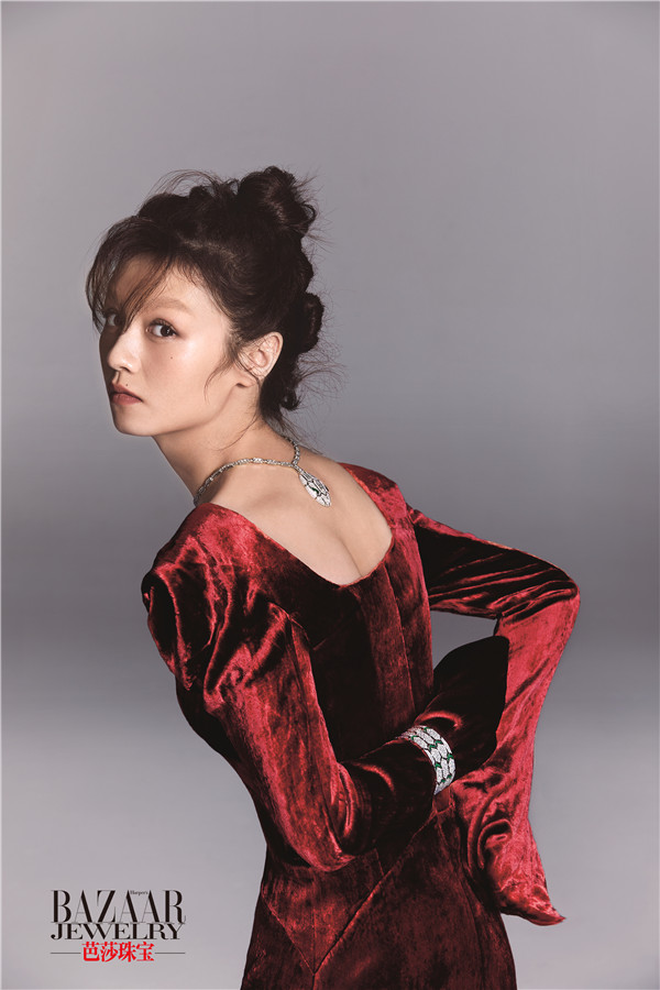 演員春夏照片，光影藝術(shù)中的璀璨人生