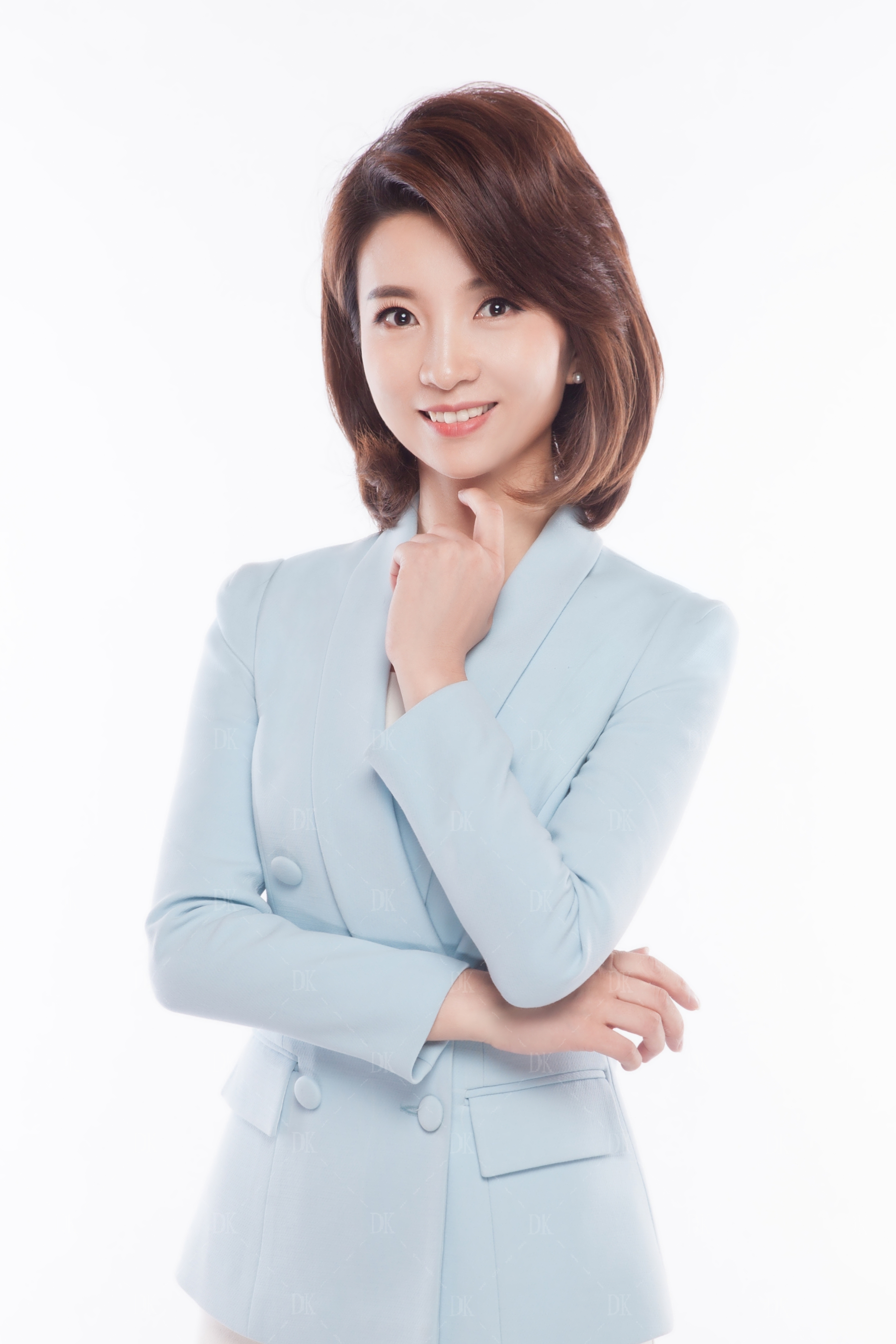 演員徐婧，舞臺(tái)到熒屏的蛻變之路——自信與成就感的彰顯