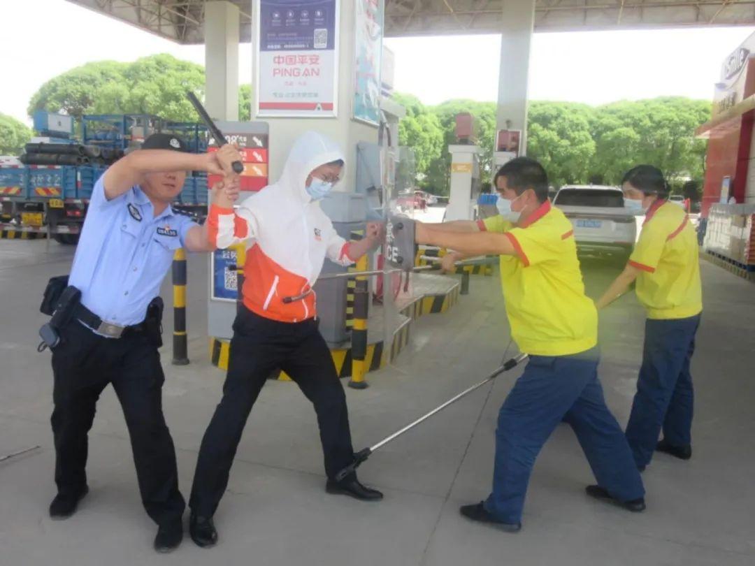 最新警用刀具，科技之光，守護(hù)安全的力量，展現(xiàn)尖端科技的力量