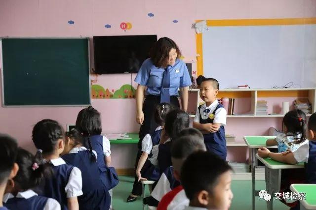 最新東方時(shí)事解讀，自然美景背后的探索之旅