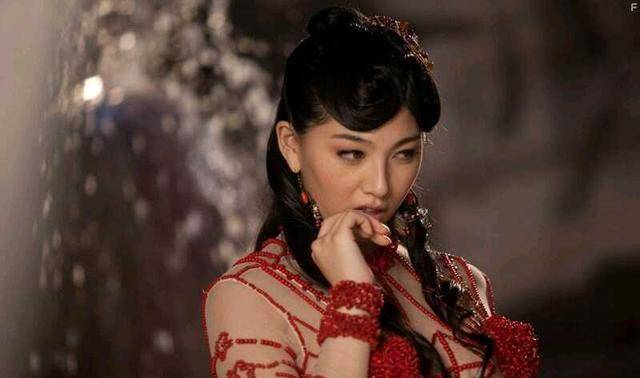 肉蒲團女演員的勵志之旅，變化、自信與成就感的探索