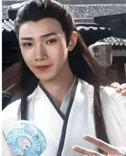 探尋舞臺與銀幕背后的藝術(shù)之旅，演員視鏡深度解析