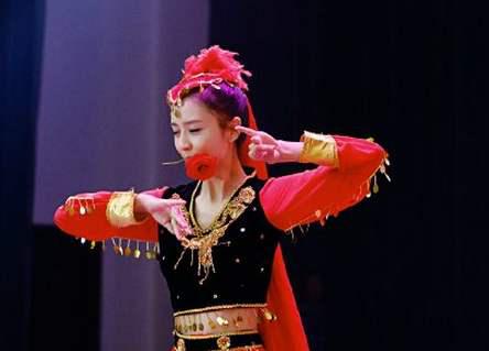 跳舞的明星，多維度的藝術(shù)展現(xiàn)力