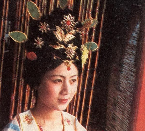 演員馬蘭圖片集，展現(xiàn)風采的劇照欣賞