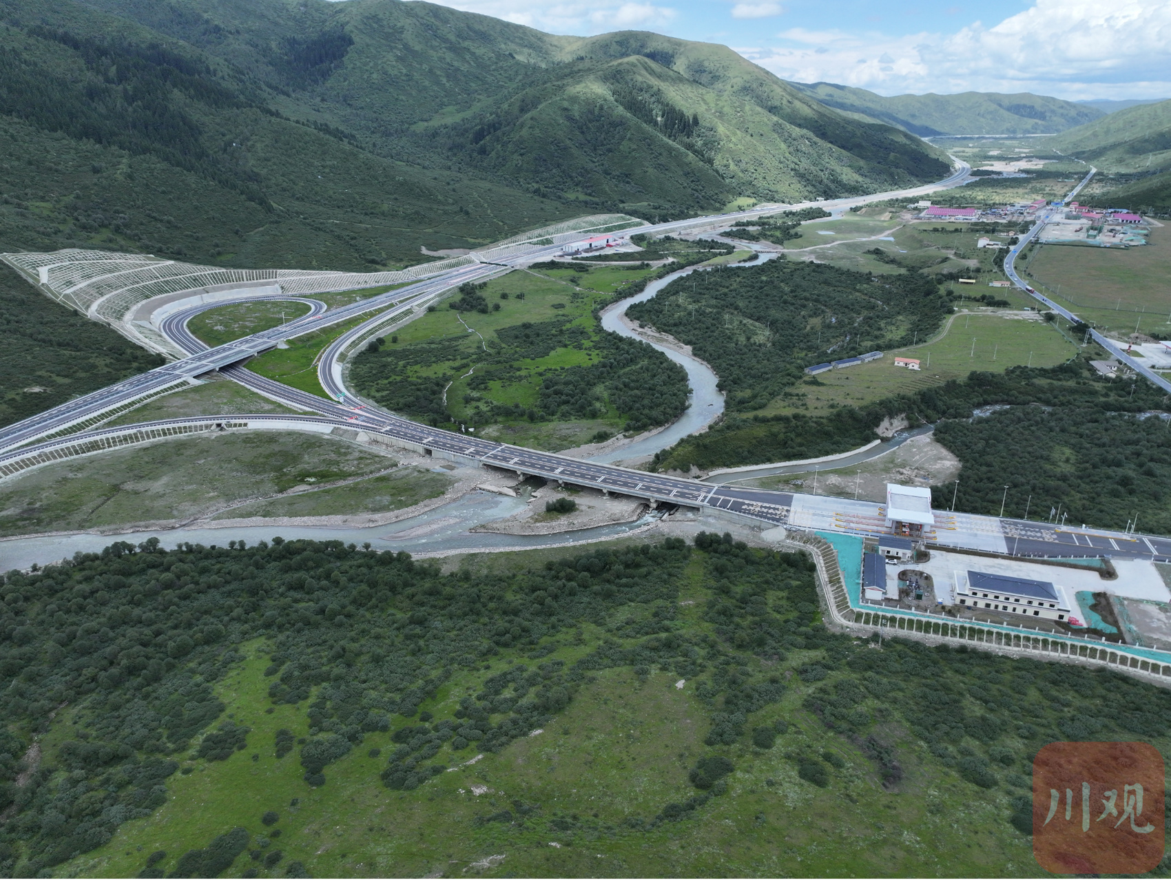 川藏高速最新進展，一路向前，成就夢想的賽道之路