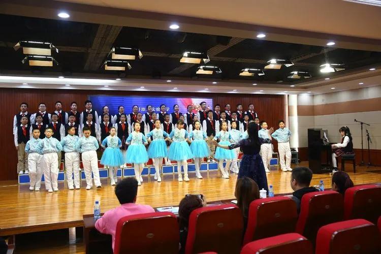 科技與藝術(shù)融合之作，智能合唱助手推薦適合合唱比賽的歌曲