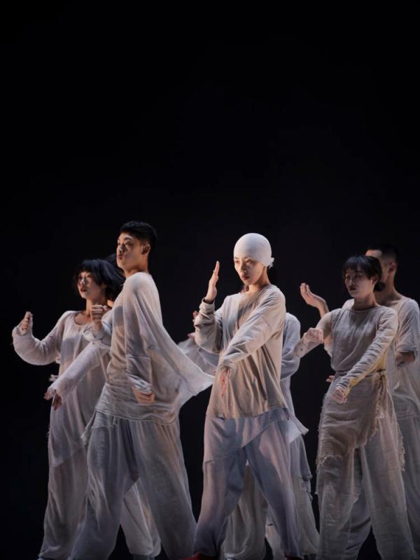 外國女明星名字大全，自然美景鼓舞之旅的明星閃耀之路