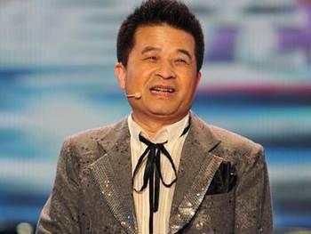 央視老畢最新動(dòng)態(tài)揭秘，小巷深處的特色小店探秘之旅