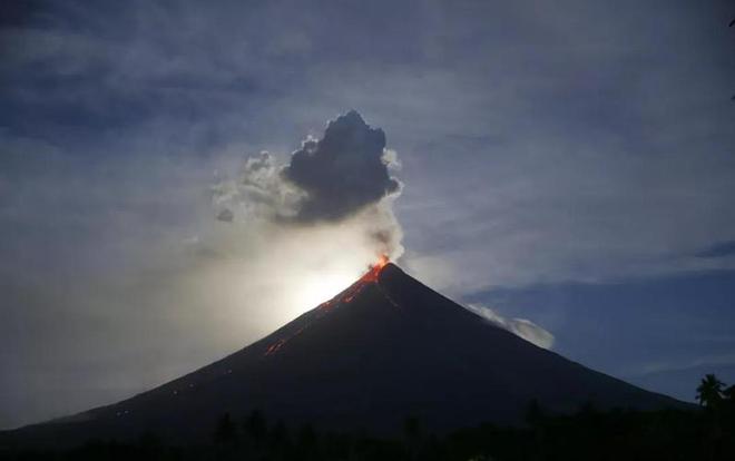 富士山火山動(dòng)態(tài)更新，追尋內(nèi)心平靜的旅行之旅