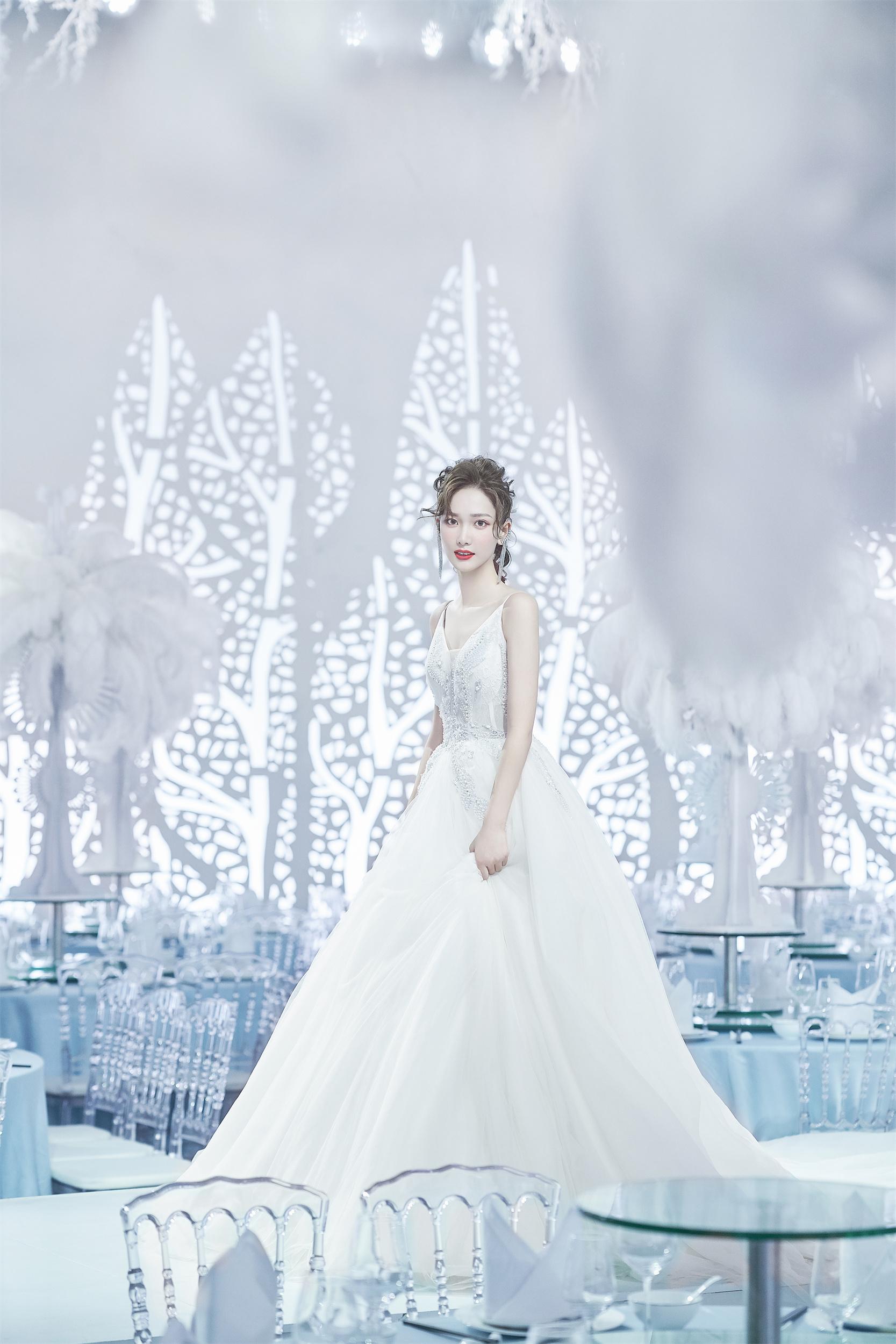 婚慶主持人最新祝福語(yǔ)與探索自然美景之旅，尋找內(nèi)心的平和寧?kù)o