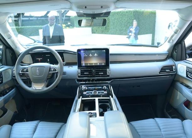 現(xiàn)代木紋門款式推薦，選購、安裝指南與流行趨勢(shì)解析