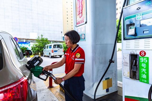 廣安汽油價(jià)格變化中的學(xué)習(xí)之路，自信與成就感的源泉