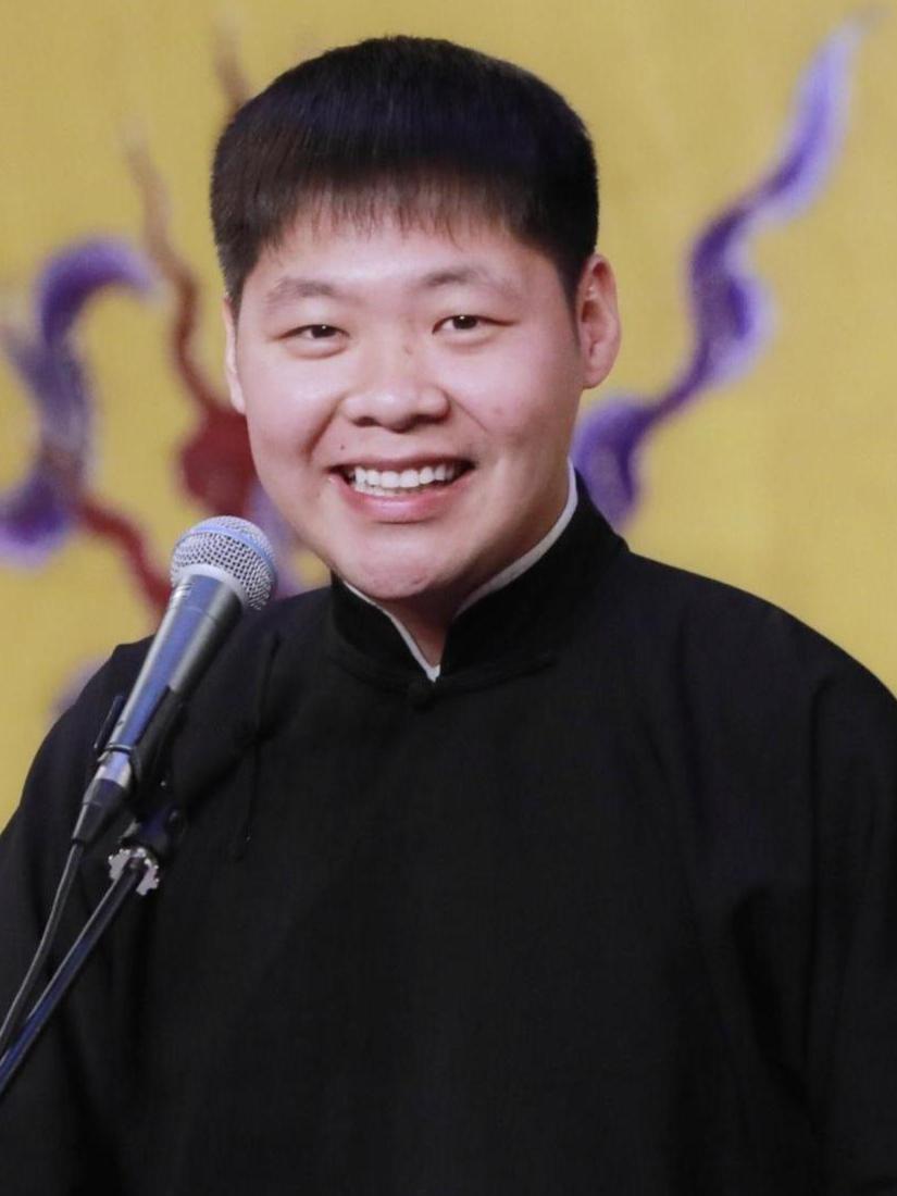 相聲演員鶴，傳承與創(chuàng)新的藝術人生之旅