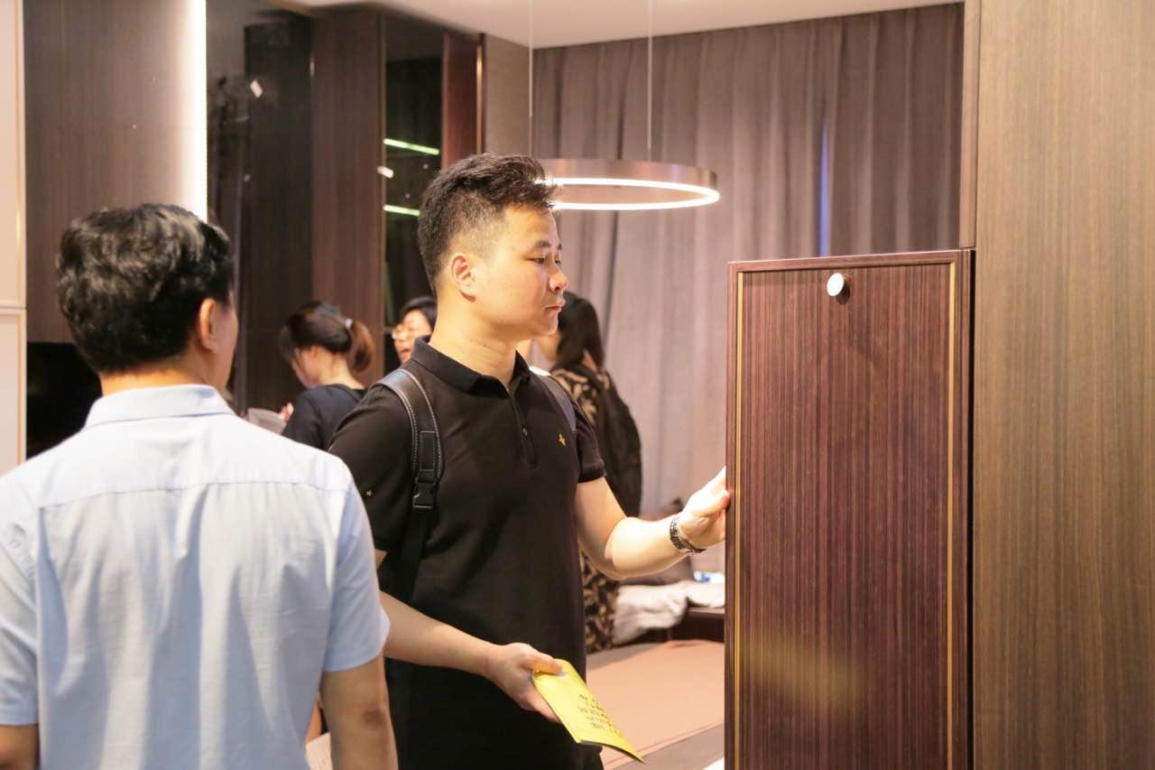 探尋小巷中的獨(dú)特家居秘境，解析我樂(lè)家居為何暫不上市的原因