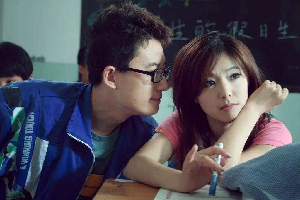 宅男網(wǎng)最新動(dòng)態(tài)，學(xué)習(xí)變化，擁抱自信與成就感之路