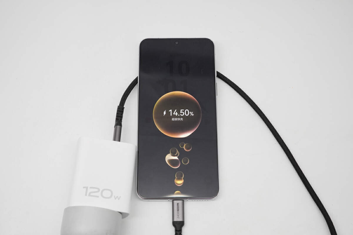 最新快充技術(shù)革新引領(lǐng)未來能源革命，極速充電體驗(yàn)開啟新篇章