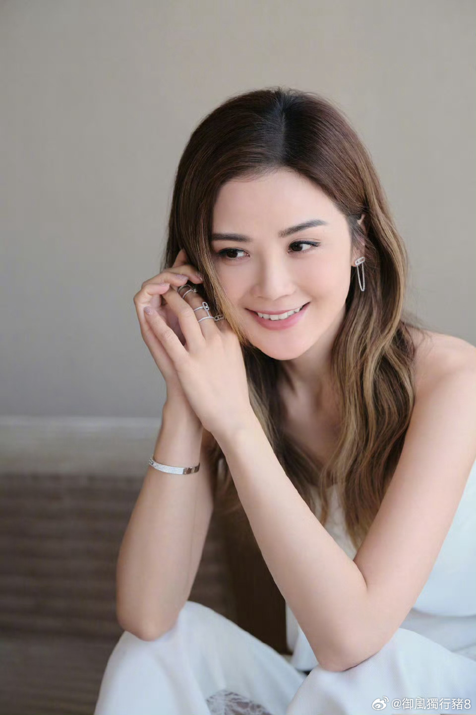 蔡卓妍最新電視劇，時(shí)代之光下的璀璨星辰