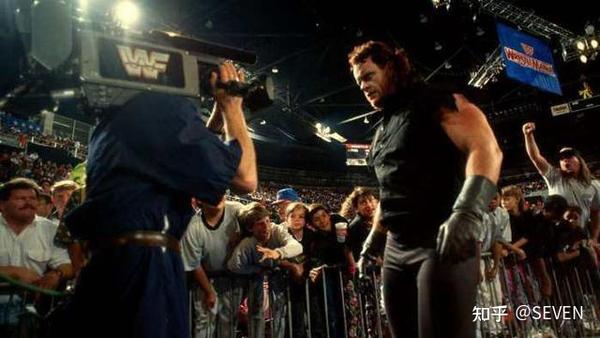 WWE送葬者賽場傳奇再現(xiàn)，最新比賽精彩紛呈