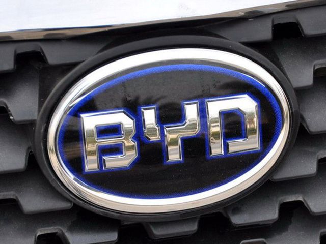 BYD最新車標引領時尚潮流，獨特設計展現(xiàn)新風向！