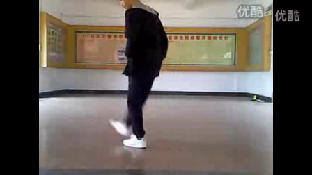 科技風潮下的鬼步舞，炫麗交融的最新視頻欣賞