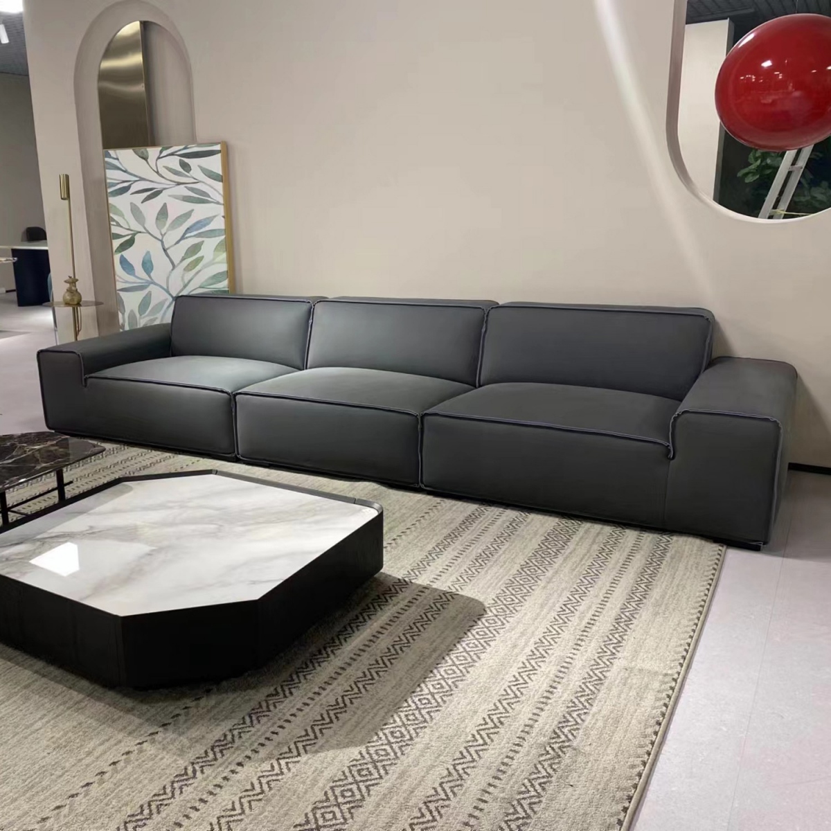 最新款沙發(fā)圖片，展現(xiàn)變化中的學(xué)習(xí)，自信與成就感的源泉