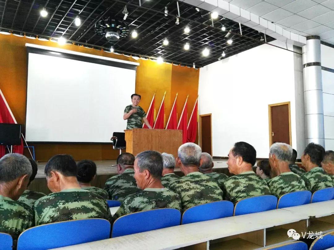 小巷深處的軍迷天堂，最新軍情新聞揭秘