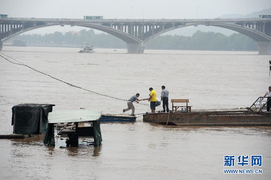 湖南洪水預(yù)警升級(jí)，科技守護(hù)家園，智能預(yù)警重塑未來(lái)